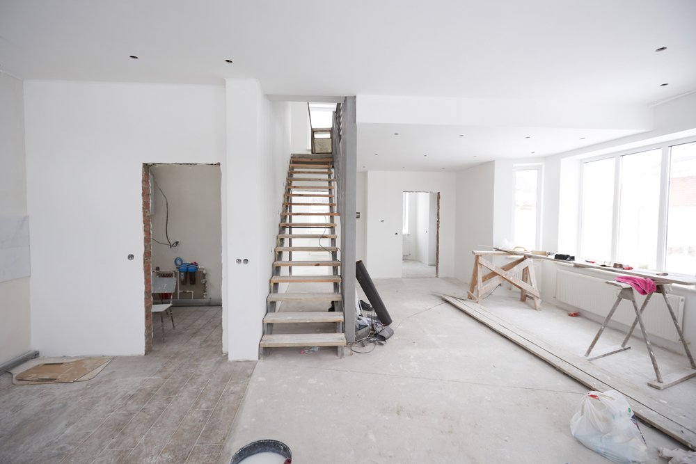Nieuwbouw Enschede gekocht? Laat je muren professioneel behangen en sauzen.